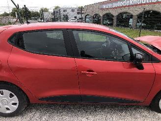 Renault Clio 1.5 DCI picture 12