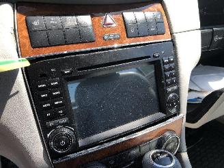 Mercedes CLK CLK  240  V6 picture 17