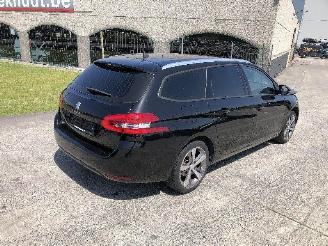 Auto incidentate Peugeot 308 SW  1.2 T 2019/7