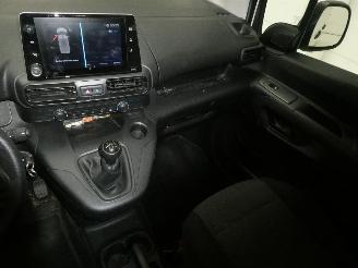 Peugeot Partner 1.5D PRO picture 12