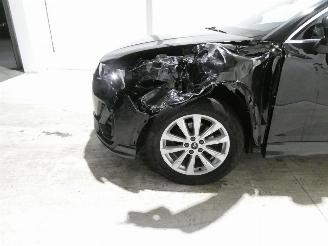 Audi Q3 2.0D SPORTBACK picture 4