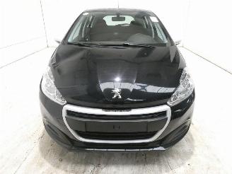 Peugeot 208 LIKE picture 2