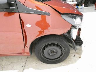 Peugeot 108 ACCESS picture 10