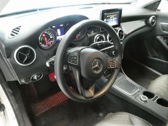 Mercedes Cla-klasse 200 D picture 23