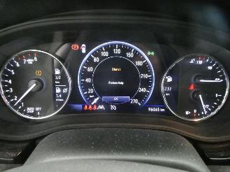 Opel Astra TOURER picture 13