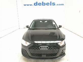 begagnad bil bromfiets Audi A1 SPORTBACK 2019/8