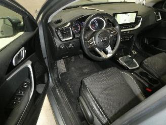 Kia Cee d 1.6 D picture 14