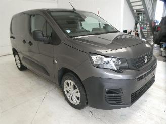 Peugeot Partner 1.5D ASPHALT picture 15