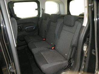 Peugeot Rifter ALLURE picture 21