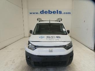 Voiture accidenté Fiat Doblo  2023/5