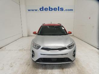 Coche accidentado Kia Stonic  2023/4