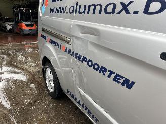 Ford Transit Custom AUTOMATIC picture 18