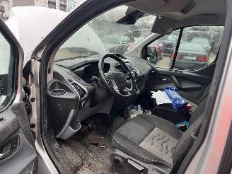 Ford Transit Custom AUTOMATIC picture 10