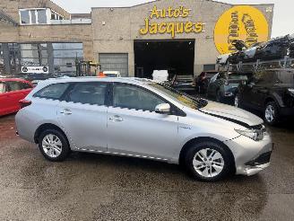 Schadeauto Toyota Auris HYBRID BREAK 2018/12