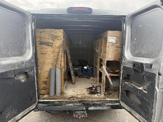 Peugeot Boxer 2.2 BLUEHDI L2H1 picture 16