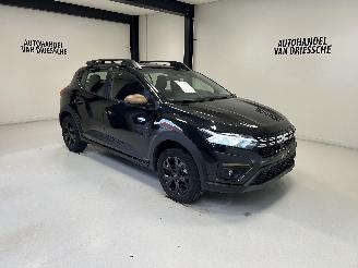 skadebil auto Dacia Sandero EXTREME 2025/6