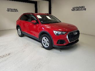  Audi Q3  2021/8