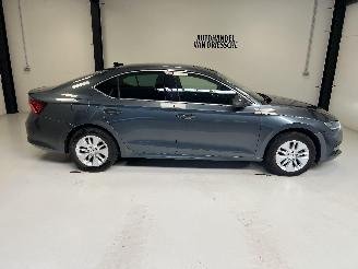 Skoda Octavia AMBITION picture 2