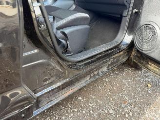 Nissan Juke 1.0 DIG-T picture 18