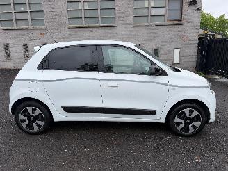 skadebil auto Renault Twingo 1.0 2019/4