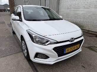 Vaurioauto  passenger cars Hyundai I-20 1.0 T-GDI Comfort 2020/3