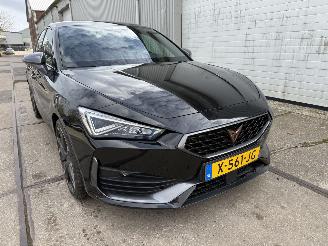 Cupra Leon 1.4 e-Hybrid Business picture 1