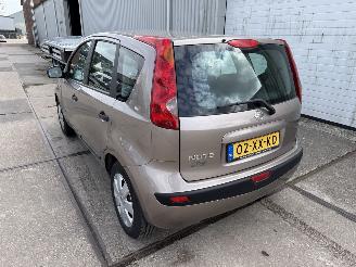 Nissan Note 1.6 Automaat picture 6