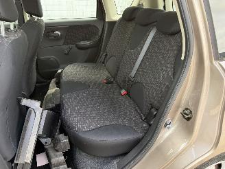 Nissan Note 1.6 Automaat picture 22