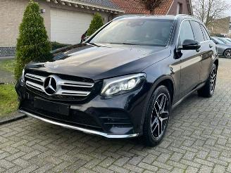 Unfallwagen Mercedes GLC 250 d 4MATIC AMG LINE CAMERA NAVI LED 2017/8
