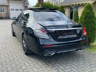 Mercedes E-klasse 220 d AMG LINE PANO NIGHT WIDESCREEN picture 3