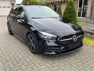 Mercedes B-klasse 200 d AMG LINE PANORAMADAK NAVI CAMERA picture 4