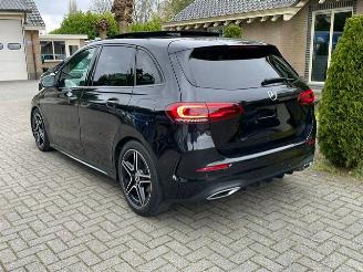 Mercedes B-klasse 200 d AMG LINE PANORAMADAK NAVI CAMERA picture 3