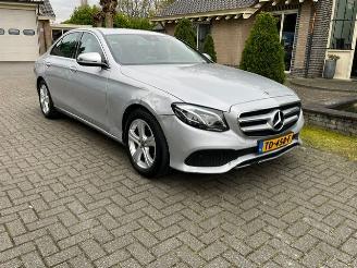 Mercedes E-klasse 200 AVANTGARDE NAVI CAMERA LED picture 4
