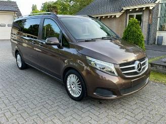 krockskadad bil bus Mercedes  V 250 d BleuTEC LANG 7 ZITS CAMERA NAVI 2016/11
