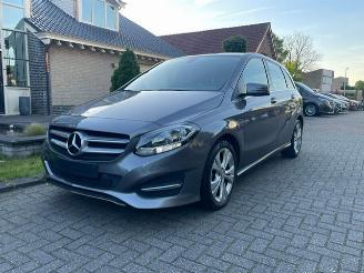 uszkodzony samochody osobowe Mercedes B-klasse 180 d NAVI KLIMA PDC 2016/3