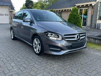 Mercedes B-klasse 180 d NAVI KLIMA PDC picture 4