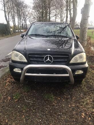 Mercedes ML ML 270 CDI picture 1