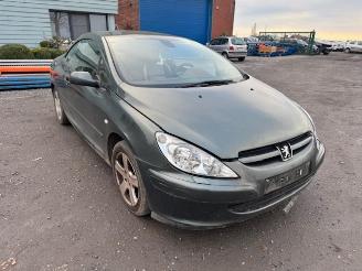 Peugeot 307 CC picture 3