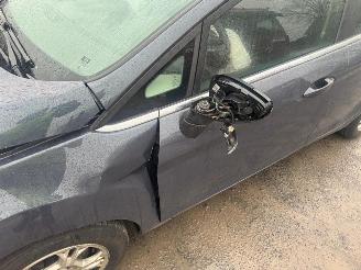 Ford Fiesta TITANIUM ECONETIC picture 9