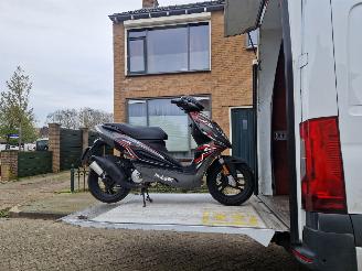 Malaguti  F12R PHANTOM SPECIAL EDITION LC DD picture 1