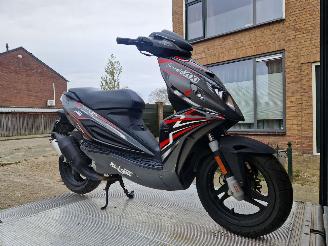 Malaguti  F12R PHANTOM SPECIAL EDITION LC DD picture 2