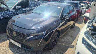 Uttjänta bilar auto Peugeot 308 308 (F3/FB/FH/FM/FP), Hatchback 5-drs, 2021 1.2 12V PureTech 110 2022/0