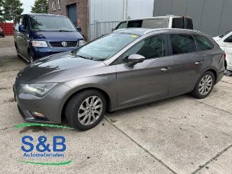 skadebil auto Seat Leon Leon ST (5FF), Combi 5-drs, 2012 / 2020 1.6 TDI Ecomotive 16V 2014/5