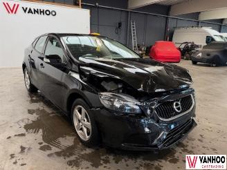 Volvo V-40  picture 3