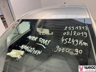 Renault Captur  picture 21