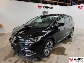 Coche accidentado Renault Scenic  2023/2