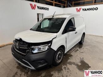 skadebil auto Renault Kangoo  2022/2