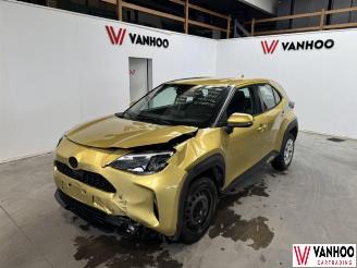skadebil auto Toyota Yaris CROSS 2022/2