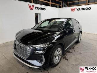 skadebil auto Audi Q4 E-TRON 2023/11