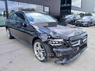 krockskadad bil auto Mercedes C-klasse  2020/1